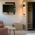 Akena Troyes - La Chapelle St-luc Hotel