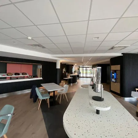 Akena Troyes - La Chapelle St-luc 3*