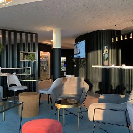 Akena Troyes - La Chapelle St-luc Hotel