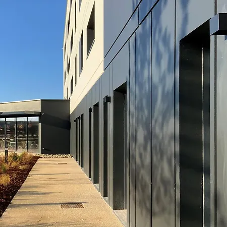 Akena Troyes - La Chapelle St-luc Les Noes-pres-Troyes