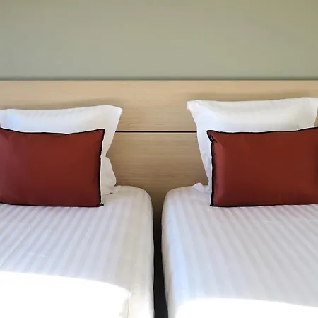 Akena Troyes - La Chapelle St-luc 3* Les Noes-pres-Troyes