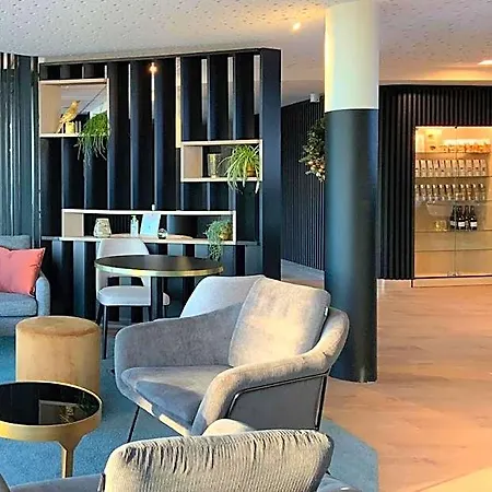 Otel Akena Troyes - La Chapelle St-luc 3*