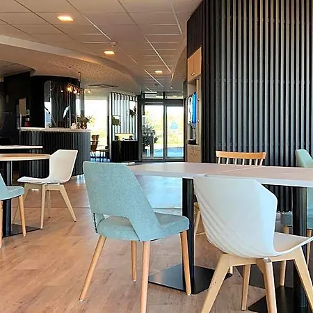 Akena Troyes - La Chapelle St-luc Hotel