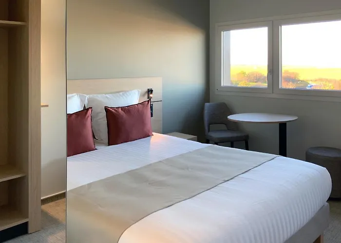 Akena Troyes - La Chapelle St-luc 3* Les Noes-pres-Troyes