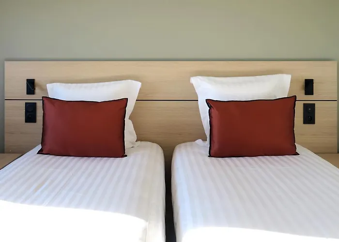 Akena Troyes - La Chapelle St-luc 3* Les Noes-pres-Troyes